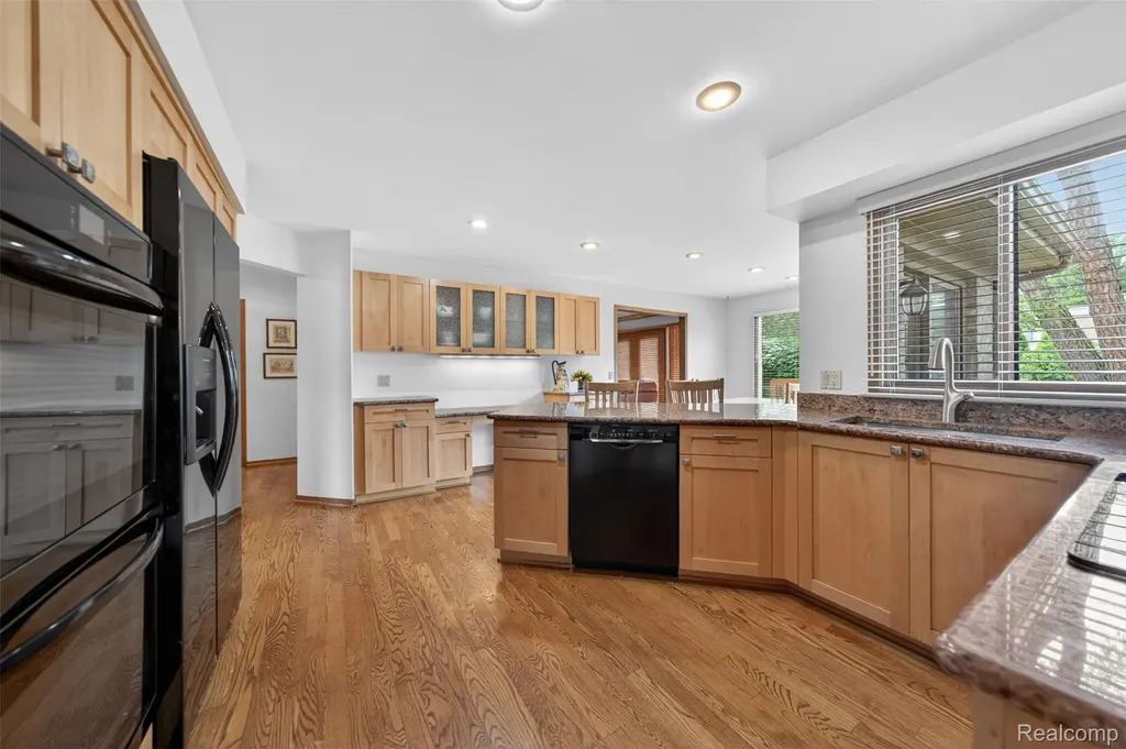 30693 Huntsman Drive E Farmington Hills City MI 48331