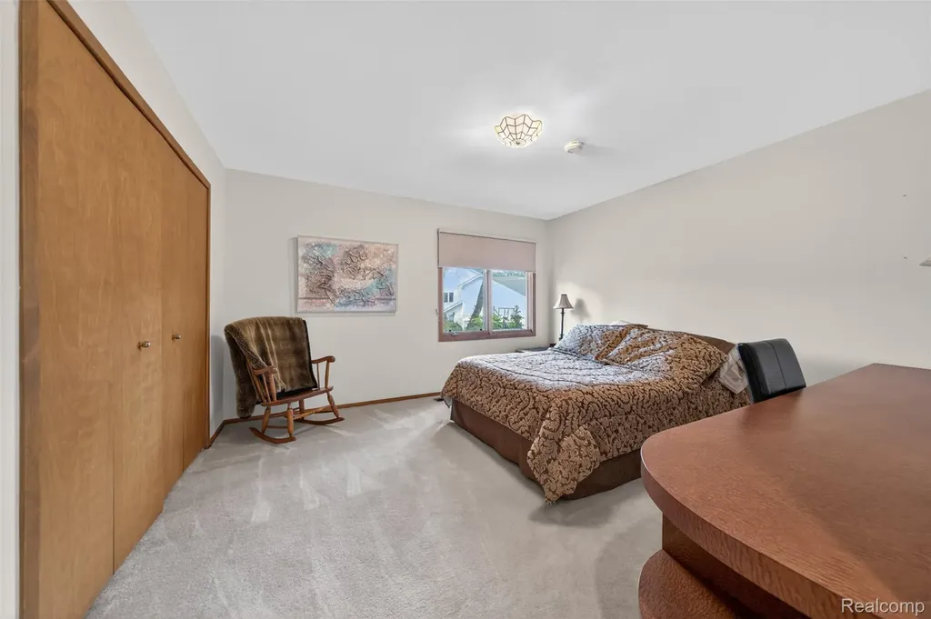 30693 Huntsman Drive E Farmington Hills City MI 48331