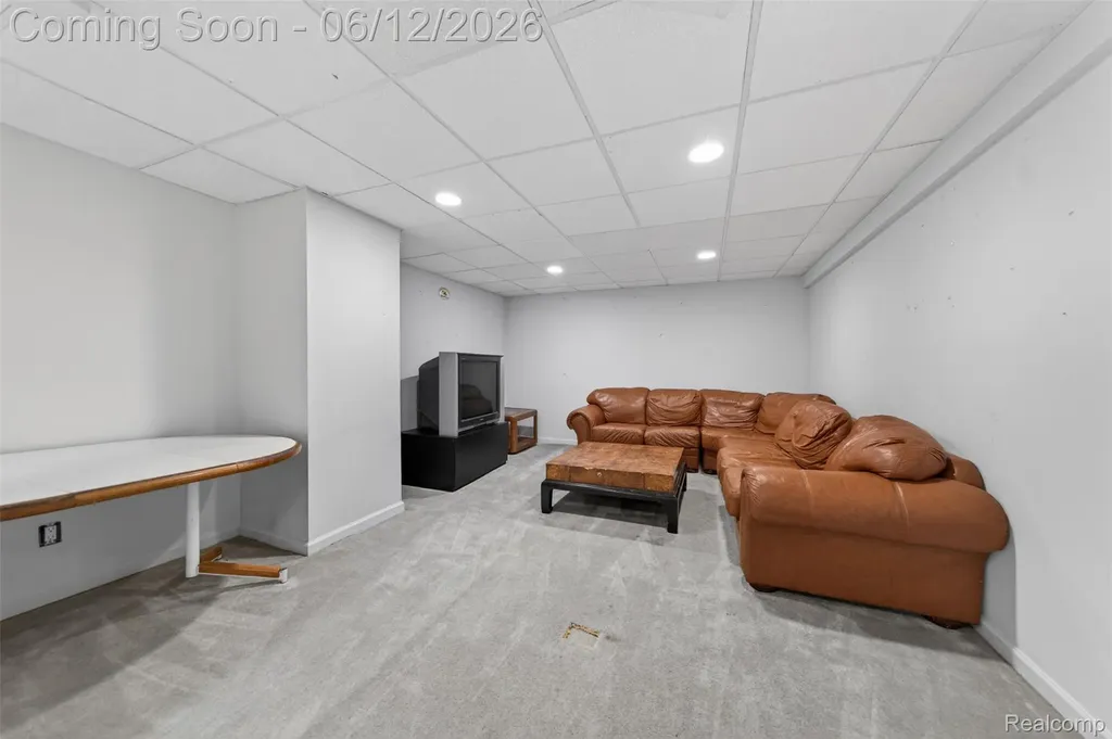30693 Huntsman Drive E Farmington Hills City MI 48331