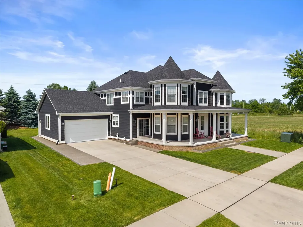 19433 Rachael Drive Macomb Township MI 48042