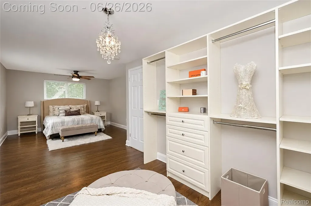 29981 Rock Creek Drive Southfield City MI 48076