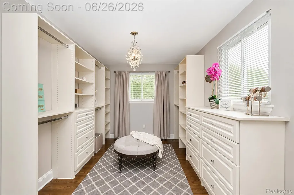 29981 Rock Creek Drive Southfield City MI 48076