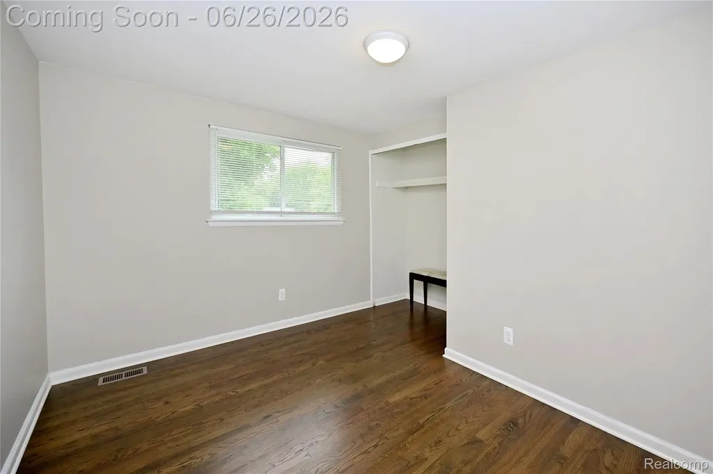 29981 Rock Creek Drive Southfield City MI 48076