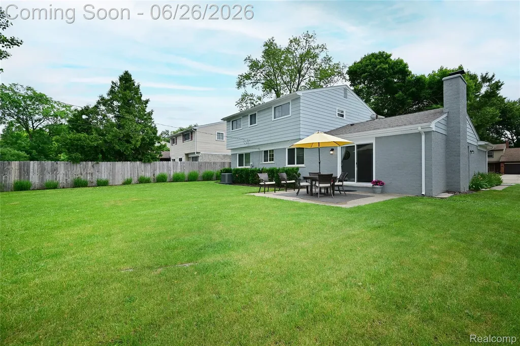 29981 Rock Creek Drive Southfield City MI 48076