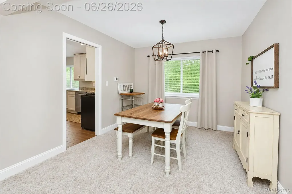 29981 Rock Creek Drive Southfield City MI 48076