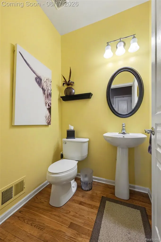 19120 Pembridge Street Macomb Township MI 48042