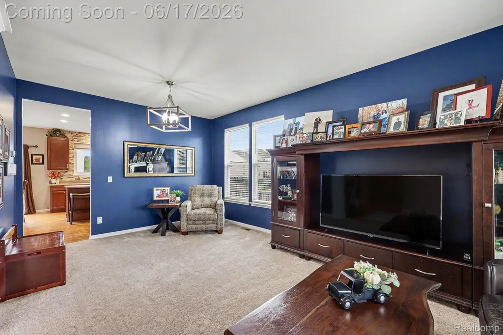 19120 Pembridge Street Macomb Township MI 48042