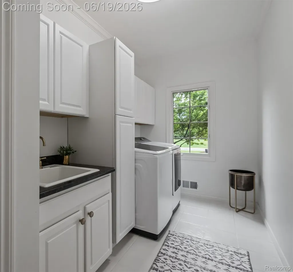 2609 Pebble Beach Drive Oakland Charter Township MI 48363