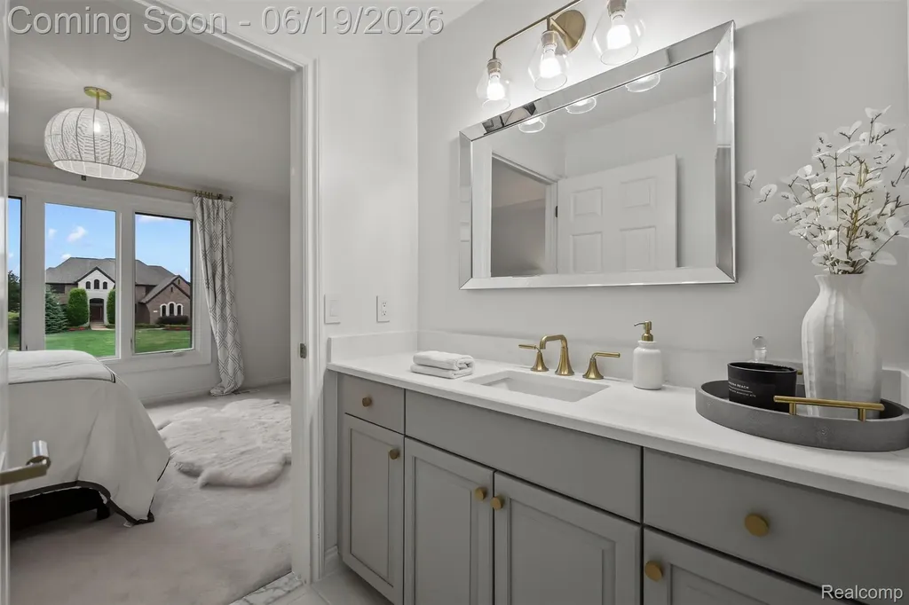 2609 Pebble Beach Drive Oakland Charter Township MI 48363