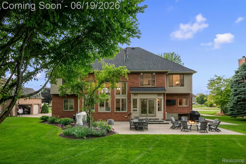 2609 Pebble Beach Drive Oakland Charter Township MI 48363
