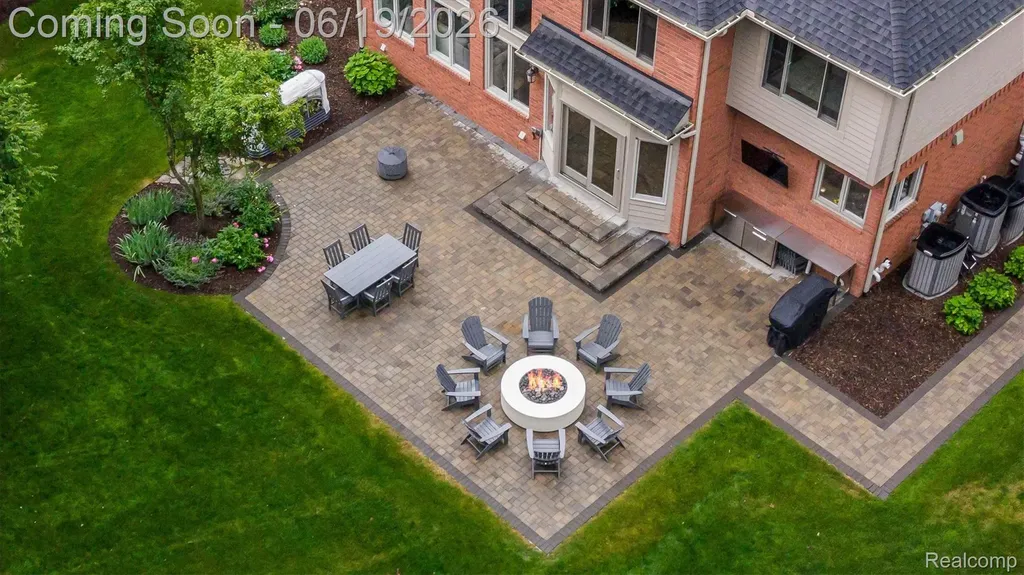 2609 Pebble Beach Drive Oakland Charter Township MI 48363