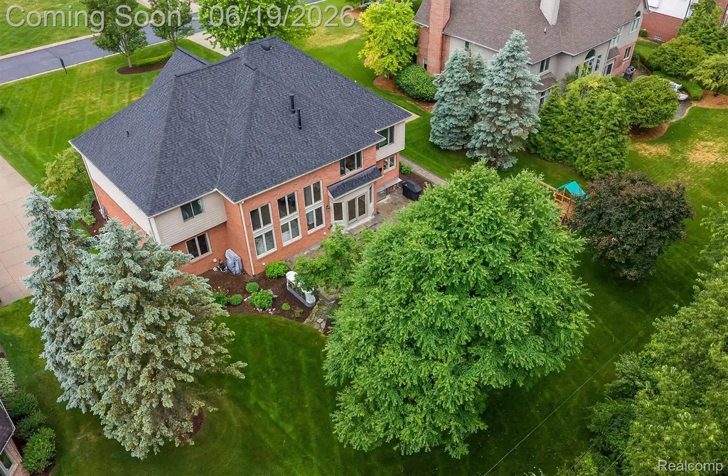 2609 Pebble Beach Drive Oakland Charter Township MI 48363