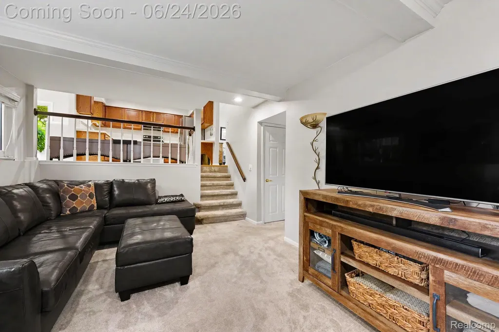 5997 Marble Drive Troy City MI 48085