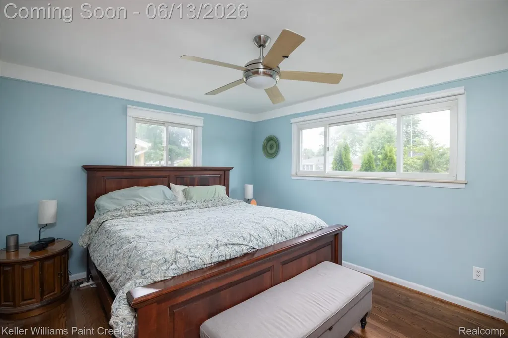 35327 Hathaway Street Livonia City MI 48150
