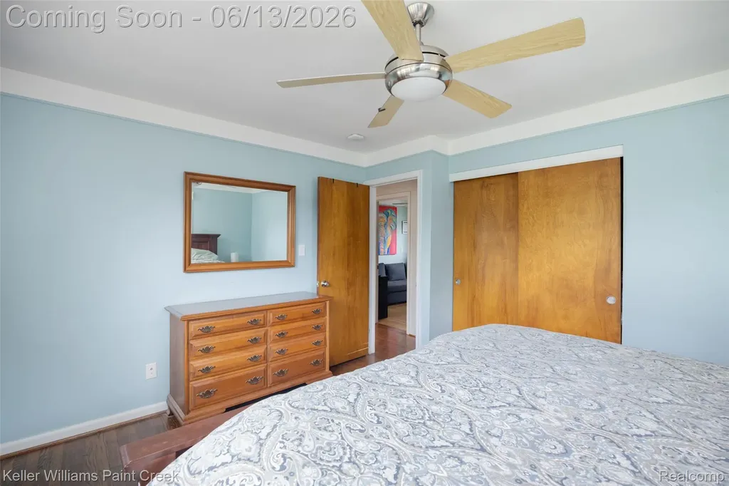 35327 Hathaway Street Livonia City MI 48150