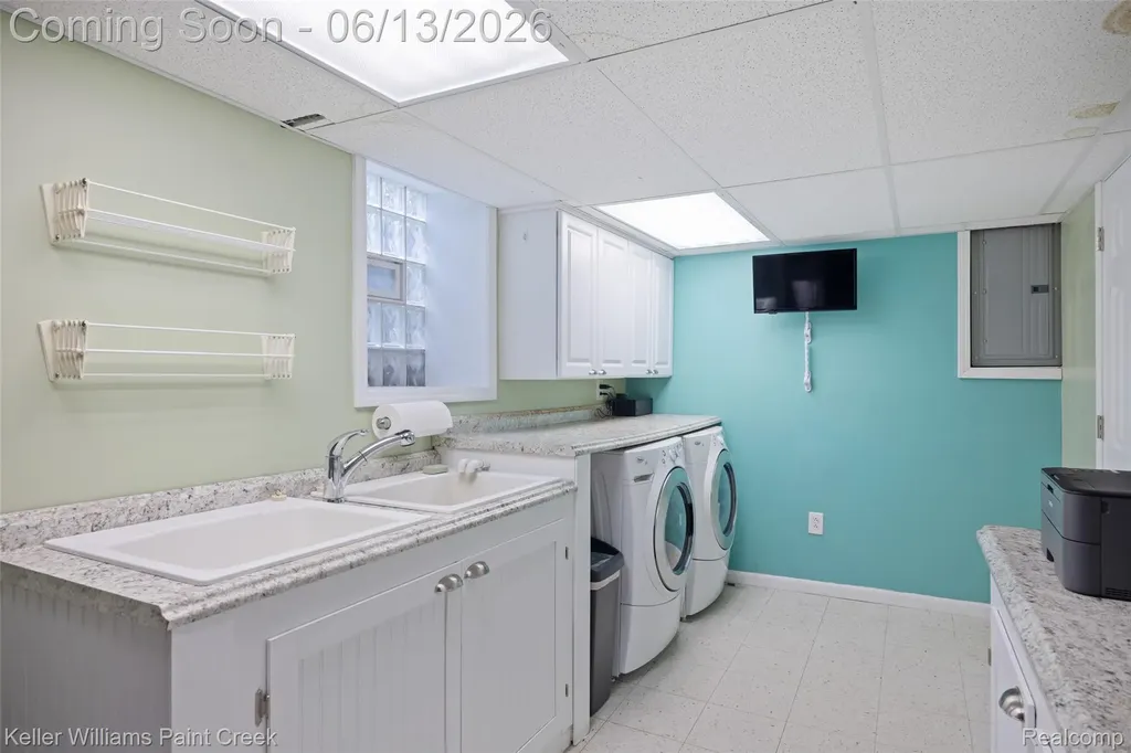 35327 Hathaway Street Livonia City MI 48150