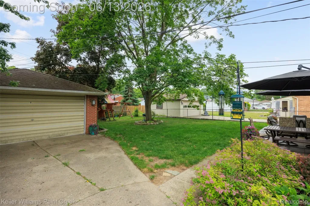 35327 Hathaway Street Livonia City MI 48150