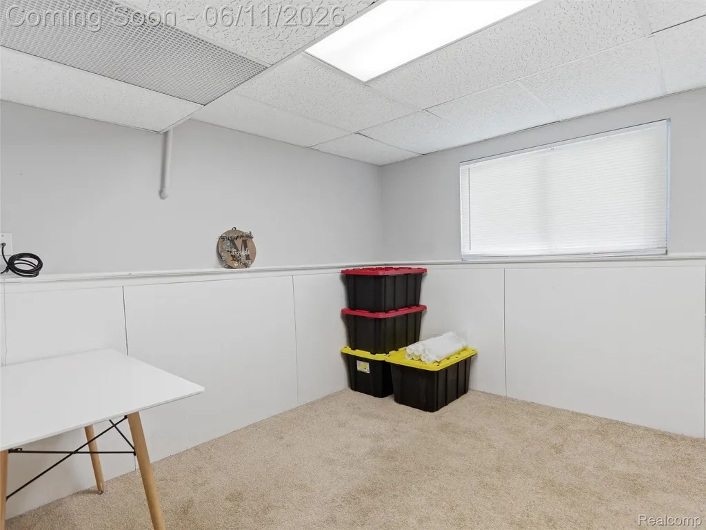 1087 Eagle Nest Drive Oakland Charter Township MI 48306