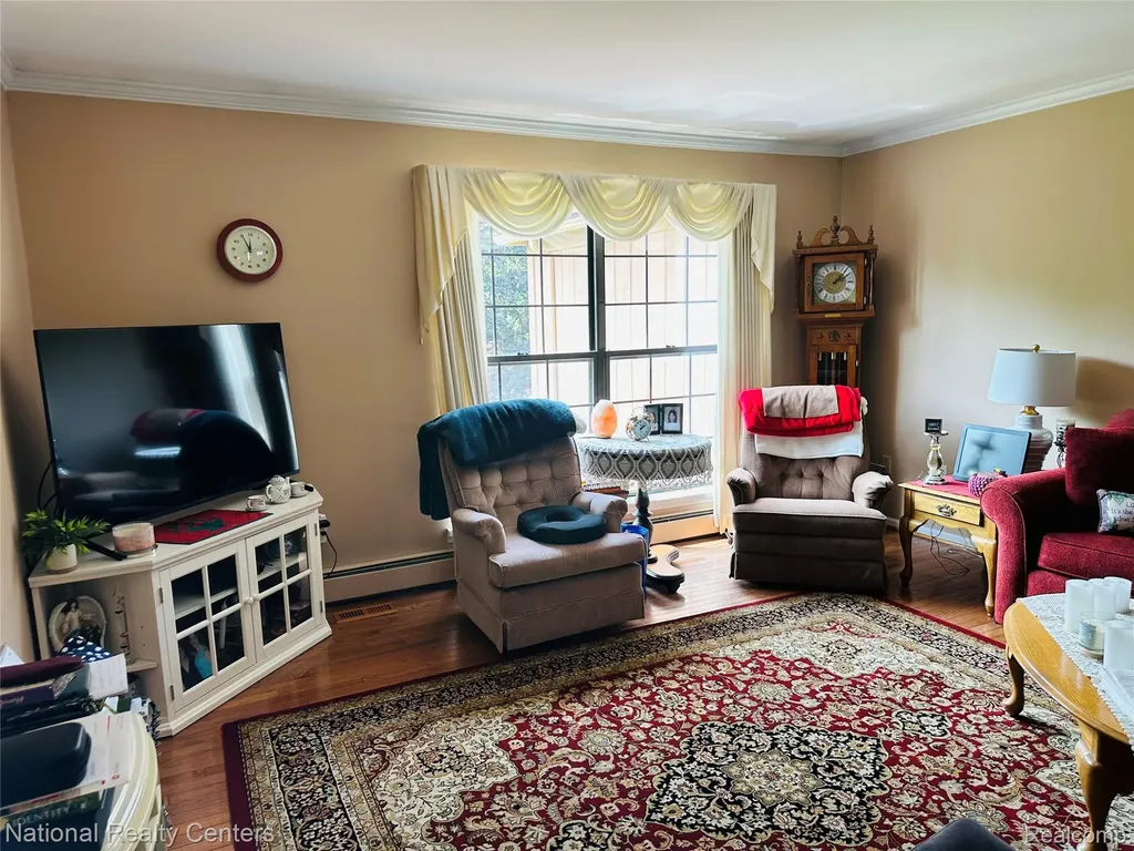 12104 Lexington Drive Green Oak Township MI 48178