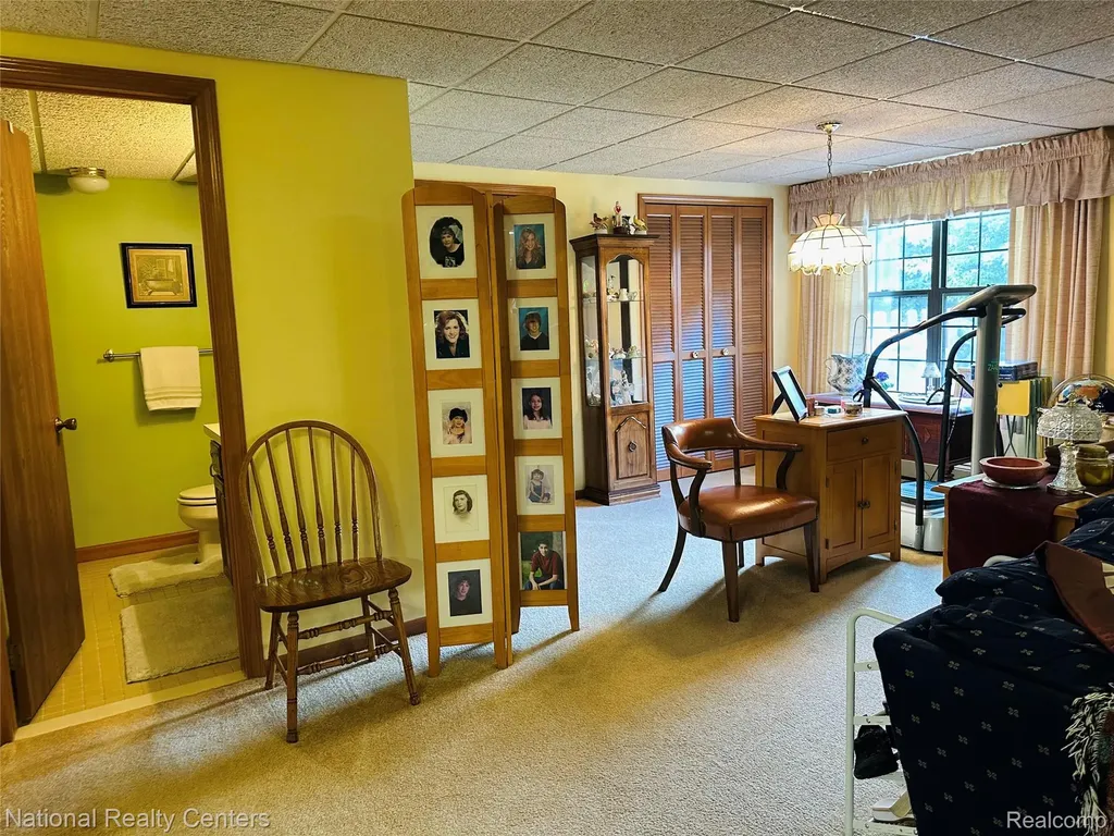 12104 Lexington Drive Green Oak Township MI 48178
