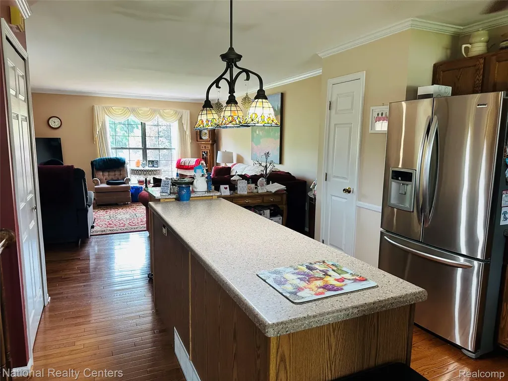 12104 Lexington Drive Green Oak Township MI 48178