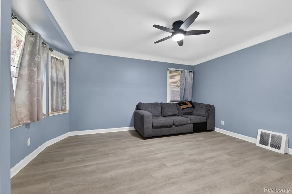 18923 Hanna Street Melvindale City MI 48122