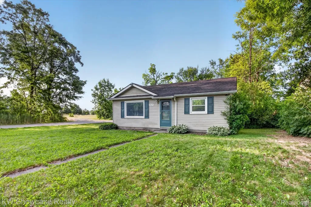 23637 Superior Road Taylor City MI 48180