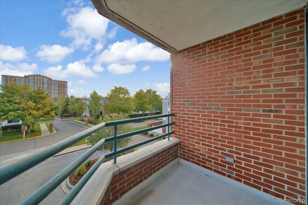 3320 Spinnaker Lane Detroit City MI 48207