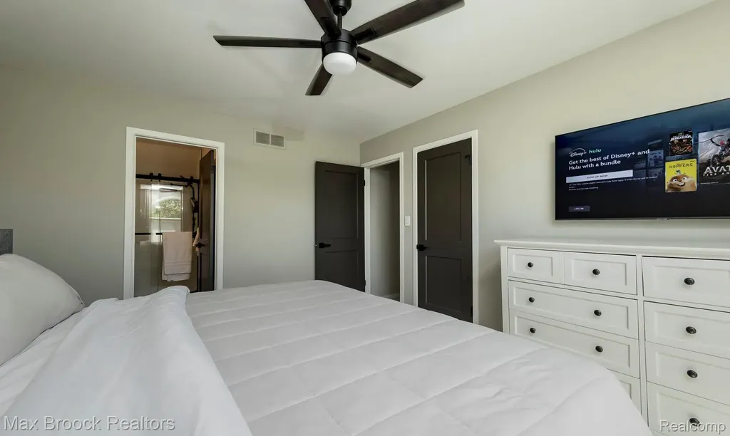 6606 Westbrooke Court West Bloomfield Charter Township MI 48322
