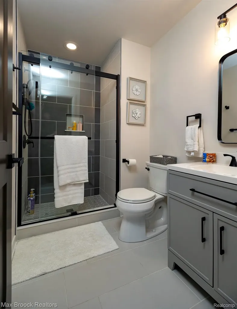 6606 Westbrooke Court West Bloomfield Charter Township MI 48322