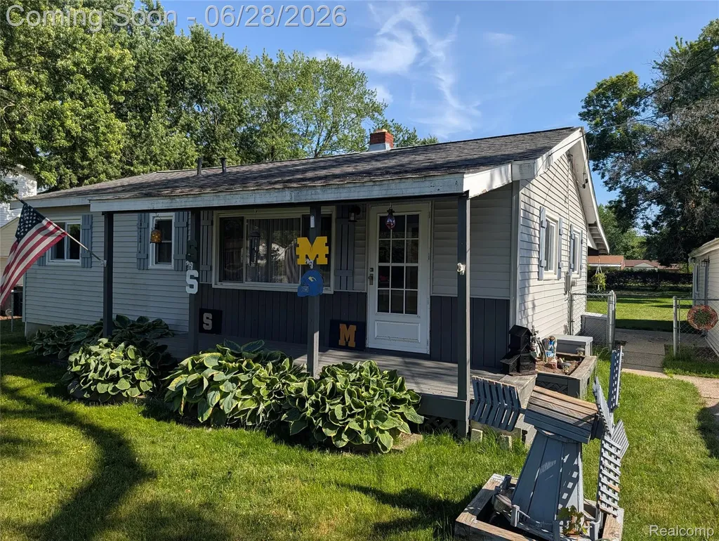 4456 E Coldwater Road Genesee Charter Township MI 48506