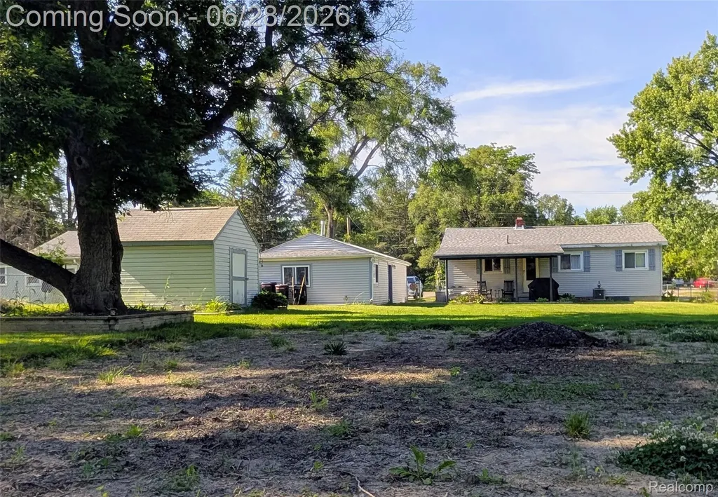 4456 E Coldwater Road Genesee Charter Township MI 48506