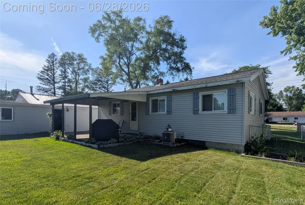 4456 E Coldwater Road Genesee Charter Township MI 48506