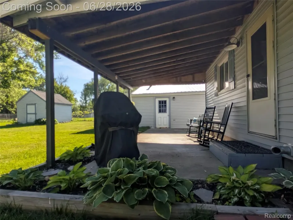 4456 E Coldwater Road Genesee Charter Township MI 48506