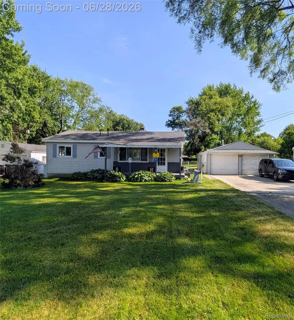 4456 E Coldwater Road Genesee Charter Township MI 48506