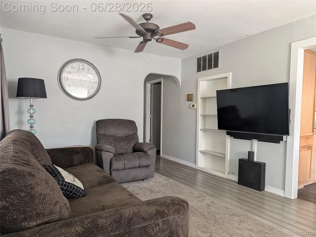 4456 E Coldwater Road Genesee Charter Township MI 48506