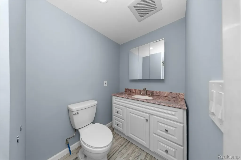 178 Lamay Avenue Ypsilanti Charter Township MI 48198