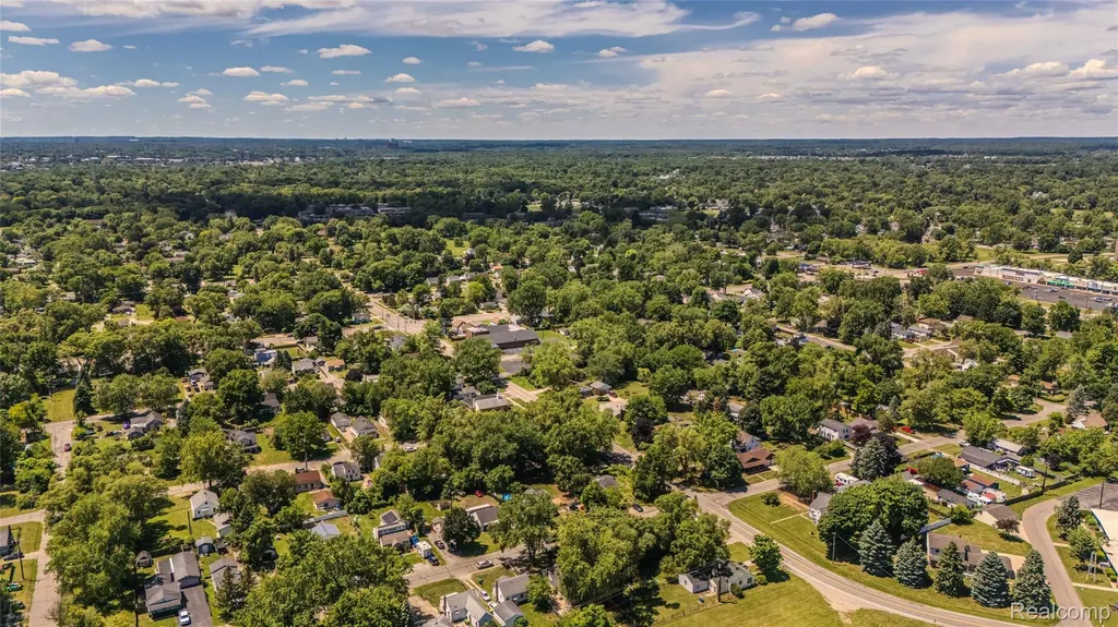 178 Lamay Avenue Ypsilanti Charter Township MI 48198
