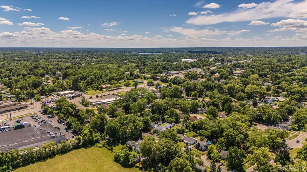 178 Lamay Avenue Ypsilanti Charter Township MI 48198
