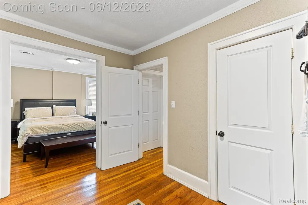 7641 La Salle Boulevard Detroit City MI 48206