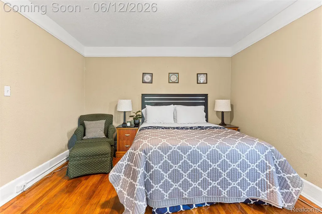 7641 La Salle Boulevard Detroit City MI 48206