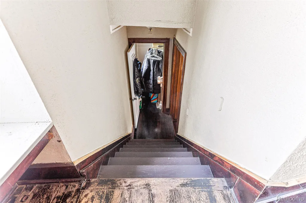 7641 La Salle Boulevard Detroit City MI 48206