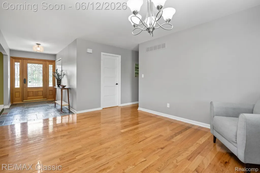 12901 Drury Lane Plymouth Charter Township MI 48170