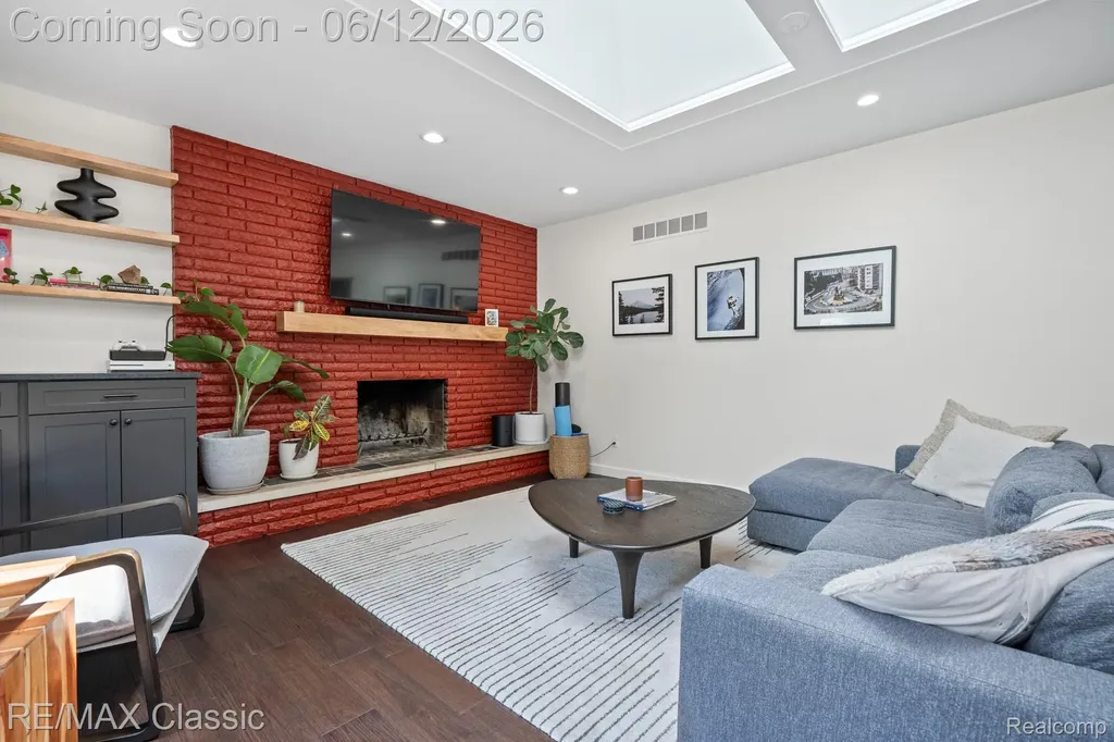 12901 Drury Lane Plymouth Charter Township MI 48170