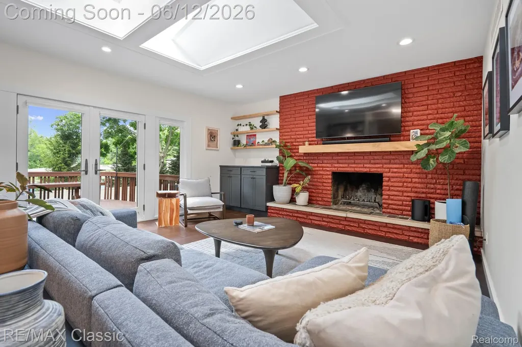 12901 Drury Lane Plymouth Charter Township MI 48170