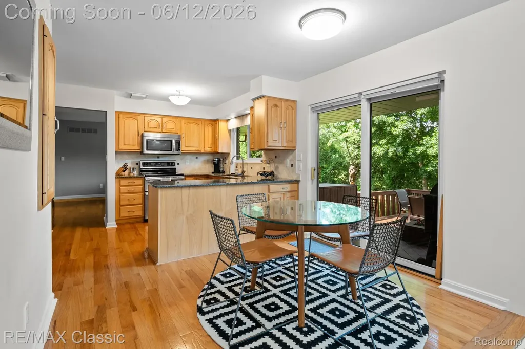 12901 Drury Lane Plymouth Charter Township MI 48170