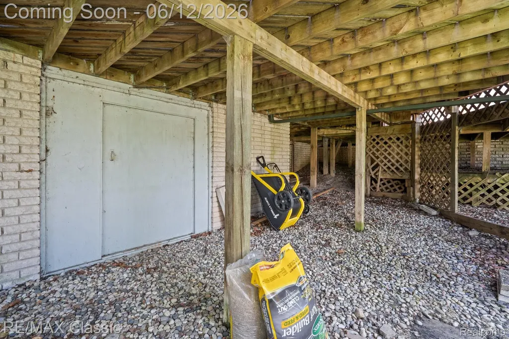 12901 Drury Lane Plymouth Charter Township MI 48170
