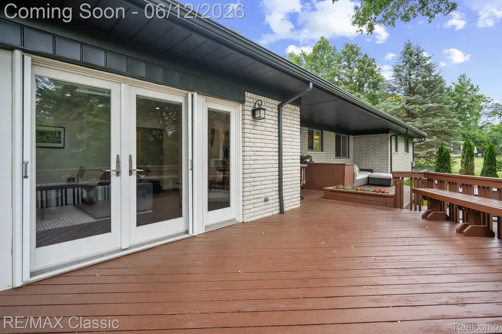 12901 Drury Lane Plymouth Charter Township MI 48170