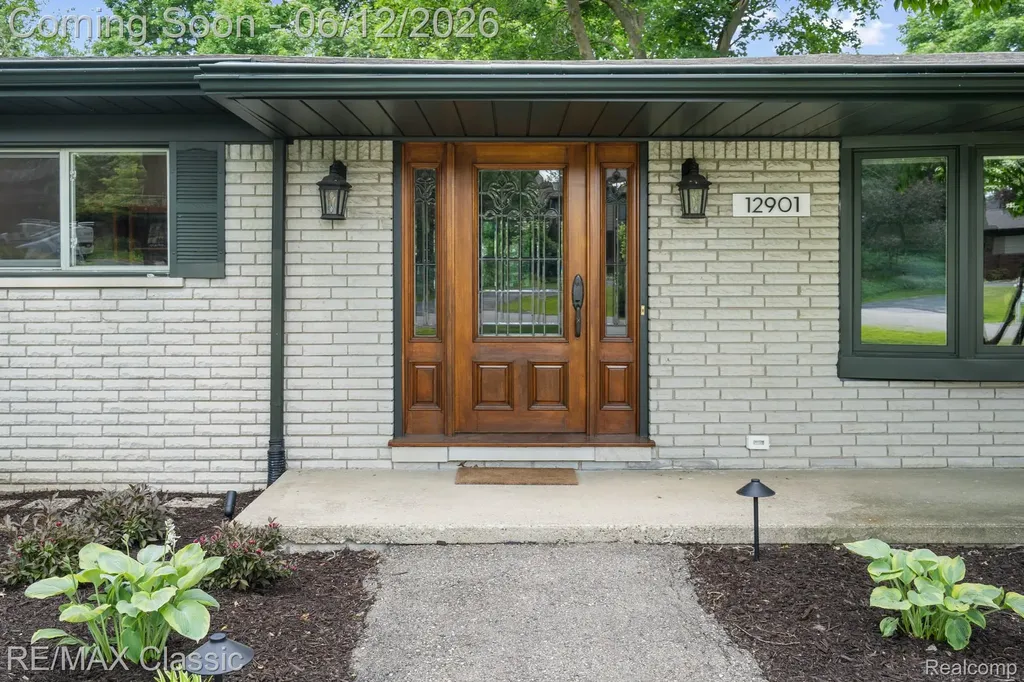 12901 Drury Lane Plymouth Charter Township MI 48170