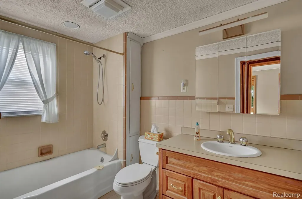 4901 Pointe Tremble Road Algonac City MI 48001